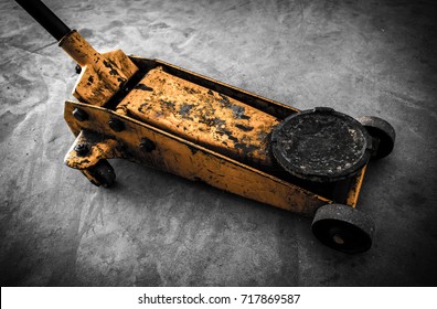 Old Yellow Hydraulic Floor Jack Car Stock Photo (Edit Now) 717869587