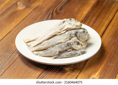 Old-fashioned Family Fast Food Dry Fried Small Yellow Croaker