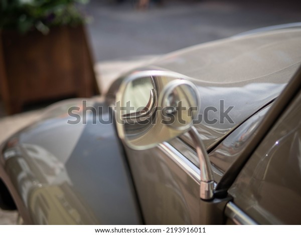 The old-timer car  in\
sunlight