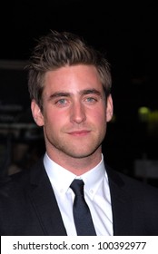 Oliver Jackson-Cohen At The Premiere Of 