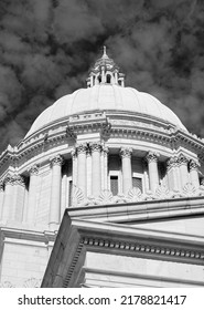 Olympia, WA, USA - Oct. 2, 2021: Washington State Capital Building In Olympia In Infrared