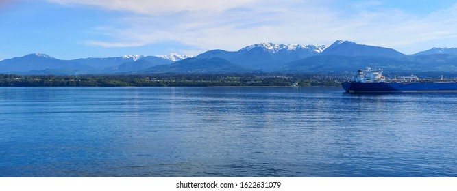 Olympic Mountain Range Wide Angle 