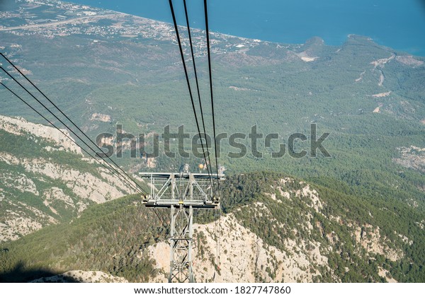 Olympus cable car to climb to the top of\
Tahtalı mountain. 2365 m. Tahtali Mountain, also known as the\
Lycian Olympus. 15. September. 2020 Kemer,\
Turkey.