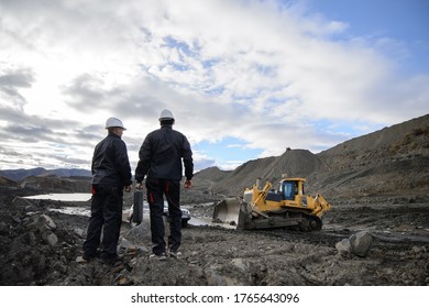 804 Komatsu Bulldozer Images, Stock Photos & Vectors | Shutterstock