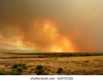   Ominous Smoke From Wildfires In  Eastern Oregon        