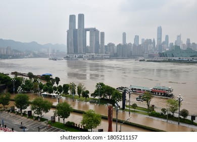 On August 19, 2020, The No.5 Flood Peak Of The Yangtze River Passed Through Chongqing, China, And Binjiang Road In The South Bank Was Submerged.