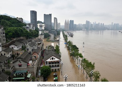 On August 19, 2020, The No.5 Flood Peak Of The Yangtze River Passed Through Chongqing, China, And Binjiang Road In The South Bank Was Submerged.