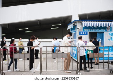 
On August 24, 2022, Shanghai, China, Queuing Up For Nucleic Acid Testing