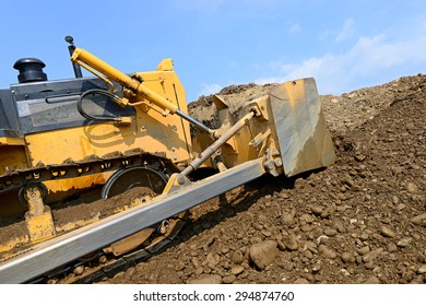 On the construction of a protective dam 