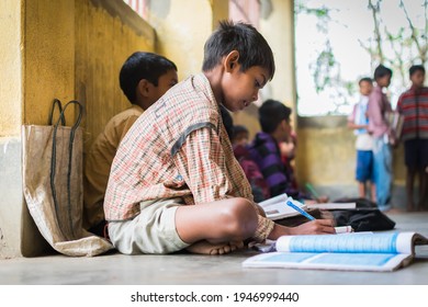 On February 26, 2016, in a small village in Bankura, West Bengal, India, little boys and girls are studying with their minds in an elementary school.