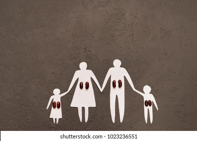 On A Gray Background Silhouette Of A Family Of Paper, Concept Awareness Of Kidney Disease