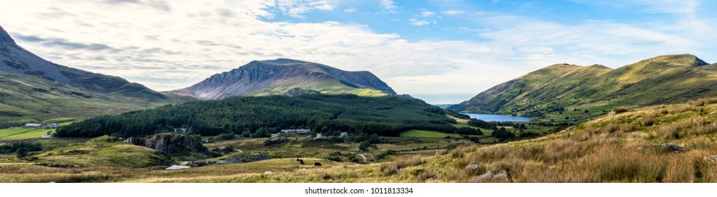 On The Rhyd Ddu Path Towards Snowden Peak, Snowdonia National Park, Wales