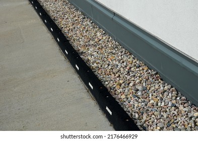 On The Roof Structure Of The Roadway, A Bridge Made Of Concrete Where Curbs With Pebble Barriers Are Formed By Screwed Black Rubber Bumpers With White Reflectors, Traffic, Traffic, Truck