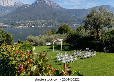 On site registration wedding in Lake Como at romantic honeymoon. Luxury wedding concept