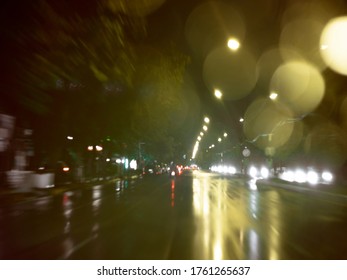 夜景 雨 の写真素材 画像 写真 Shutterstock