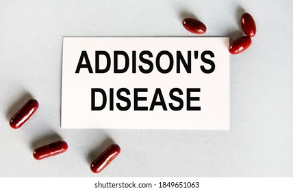 On the visual card is the text of ADDISON'S DISEASE, next to the red capsules.