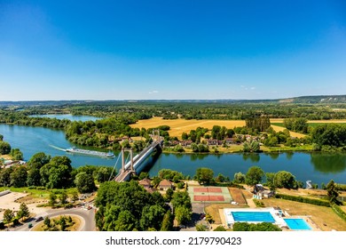 On The Way In The Beautiful Valley Of The Seine At Château Gaillard - Les Andelys - Normandy - France