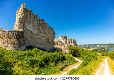 On The Way In The Beautiful Valley Of The Seine At Château Gaillard - Les Andelys - Normandy - France