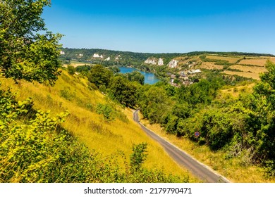 On The Way In The Beautiful Valley Of The Seine At Château Gaillard - Les Andelys - Normandy - France