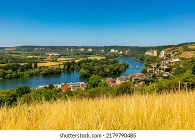 On The Way In The Beautiful Valley Of The Seine At Château Gaillard - Les Andelys - Normandy - France