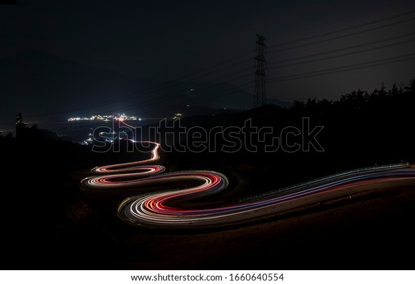 One of the beautiful streets of Korea, Ji An-jae\'s\
car trajectory night view