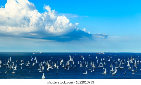 one of the biggest regatta in the world with more than 2100 boats: the Barcolana