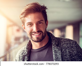 736,846 Male model smile Images, Stock Photos & Vectors | Shutterstock