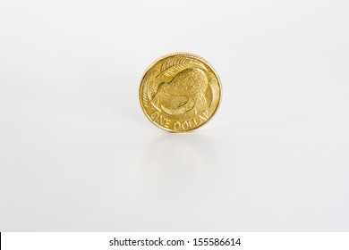 One Kiwi New Zealand Gold Coin Worth One Dollar