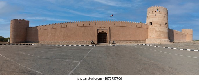 One Of Old Fort In Oman Liwa 