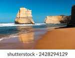 One of the twelve apostles and southern ocean, twelve apostles national park, port campbell, victoria, australia, pacific