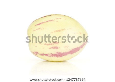 Similar – Foto Bild ganze reife gelbe Melone auf weißem Hintergrund