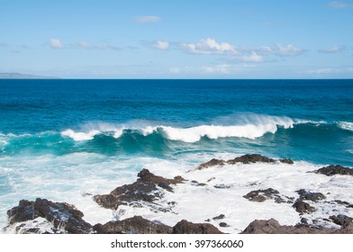 Oneloa Beach, Maui, Hawaii, big waves