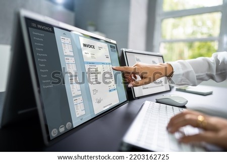 Online Digital E Invoice Statement On Hybrid Laptop