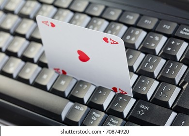 Online Poker Gambling . Poker Cards