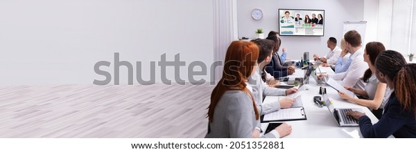 Online Video\
Conference Call In Meeting\
Meeting