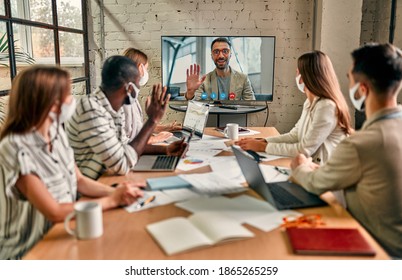 Online Video Training With Video Conference And Business Team For Covid-19. Business People Wearing Face Mask, Meeting, Discussing, Brainstorming Ideas For Investment In Office During Coronavirus