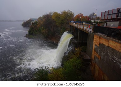 Ontario, Canada, 10 24 2017 : View Of Rideau Falls At Sussex Drive Of Ottawa City