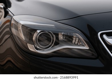 Opel insignia borra los faros xenón