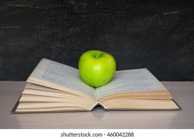 Open Book Green Apple Front Blackboard Stock Photo 460042288 | Shutterstock