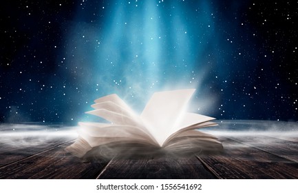 Bible Ouverte High Res Stock Images Shutterstock