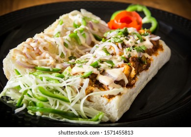 Open Chicken Sandwich In Bugget Bread