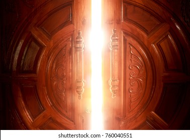 Open Door Light Concept