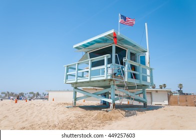 1,487 Lifeguard tower los angeles Images, Stock Photos & Vectors ...