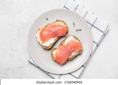 Open Sandwiches With Salmon, Cream Cheese And Rye Bread