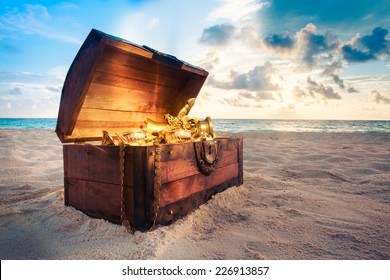 open treasure chest with shinny gold