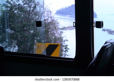 an open window on a bus without anyone