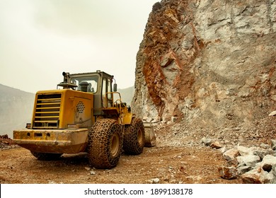 Opencast Mining Mover Digger Loader