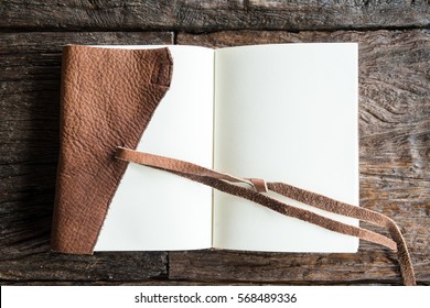 12,133 Leather journal Images, Stock Photos & Vectors | Shutterstock