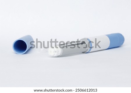 Opened self injection pen macro. Insulin or semaglutide 