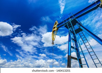 Operating Oil And Gas Well Detail